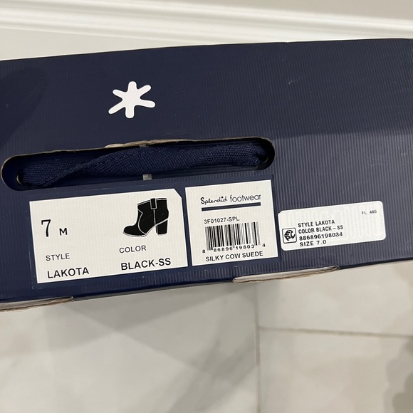 Cute New Suede Black Boots - Picture 4 of 4